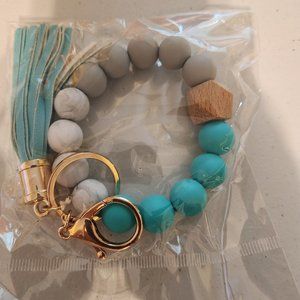 Silicone bracelet and keyring for ladies